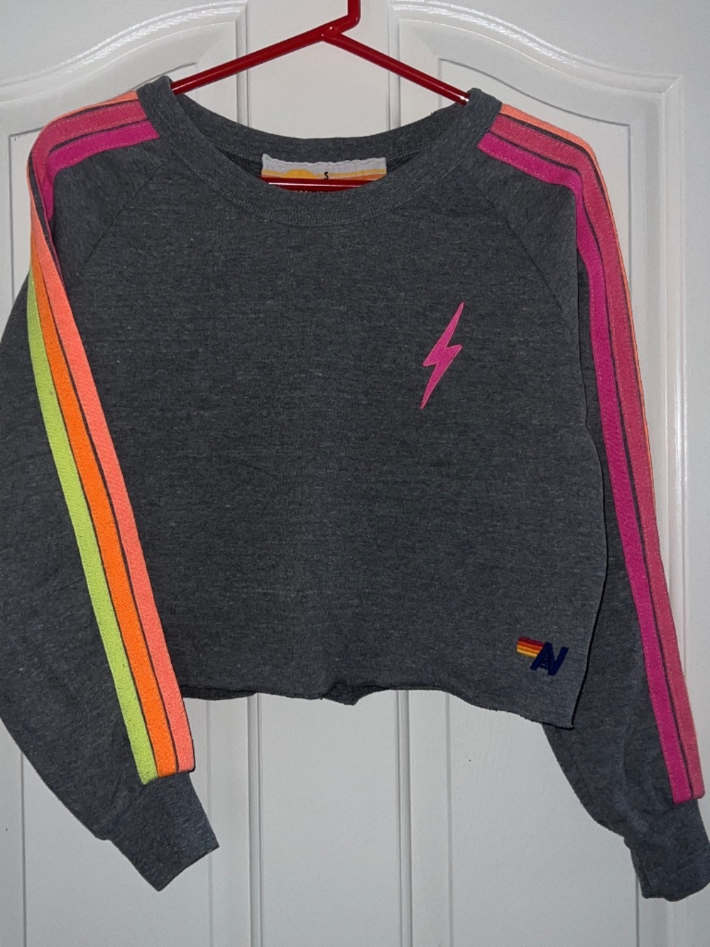 Aviator Nation -Small- neon pink bolt crop